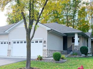 9227 Archer Ln N, Maple Grove, MN 55311