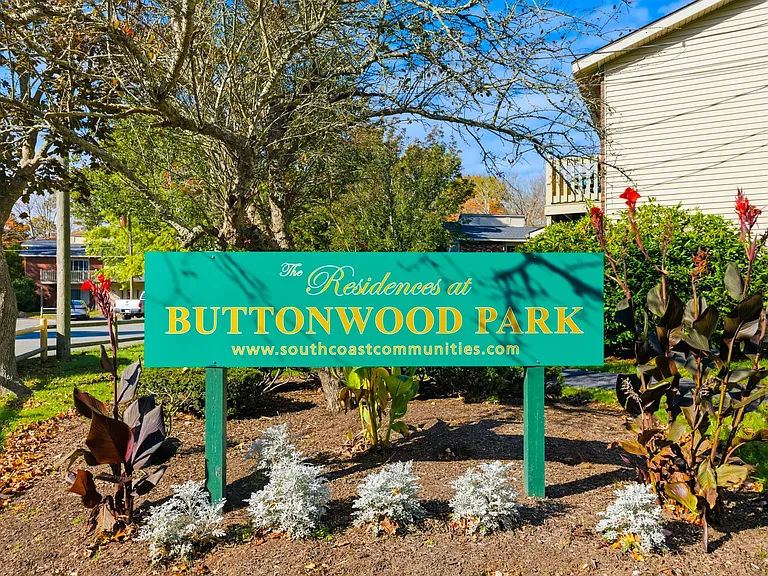 The Residences at Buttonwood — Photo 9