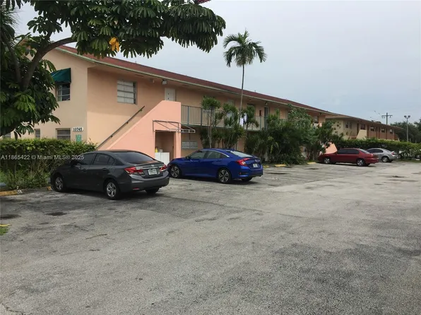 10745 SW 3rd St APT 8, Sweetwater, FL 33174