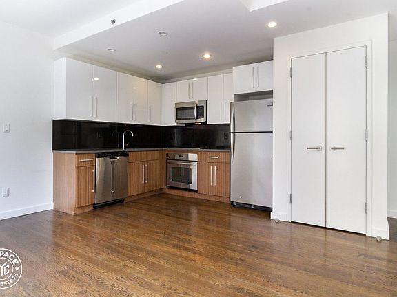 2nd image of 1209 Dekalb Ave APT 205