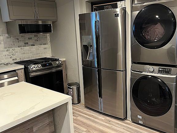 Inlaw. Kitchen 