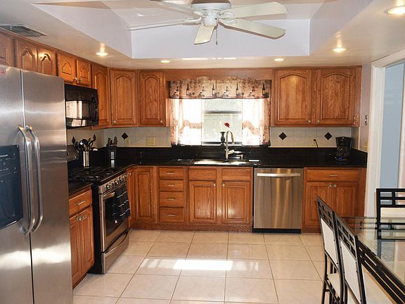 4th image of 8416 Indian Wells Ct