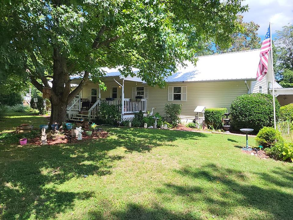 1st image of 3045 Oak Trace Ln