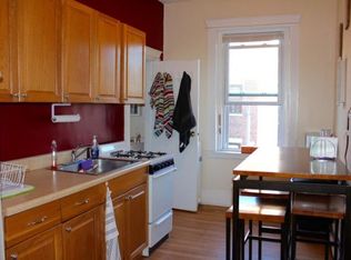 447 Park Dr APT 1B, Boston, MA 02215