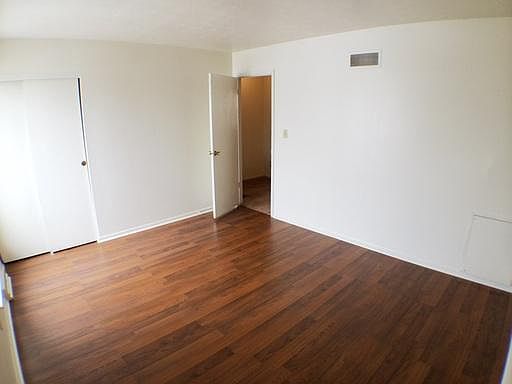 5th image of 4610 Scioto Dr APT D