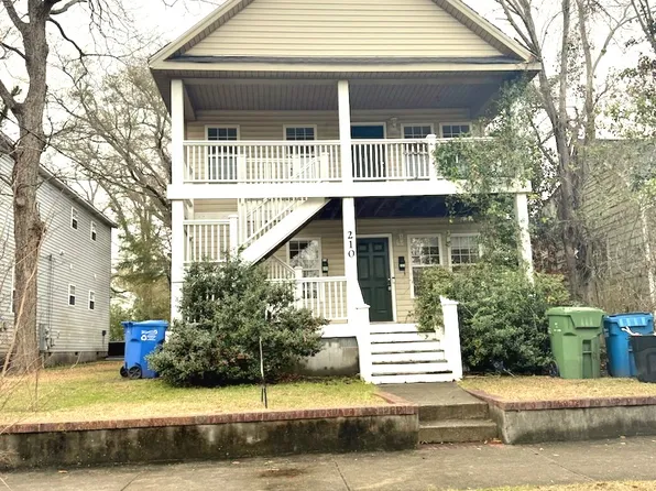 210 S 9th St #B, Wilmington, NC 28401