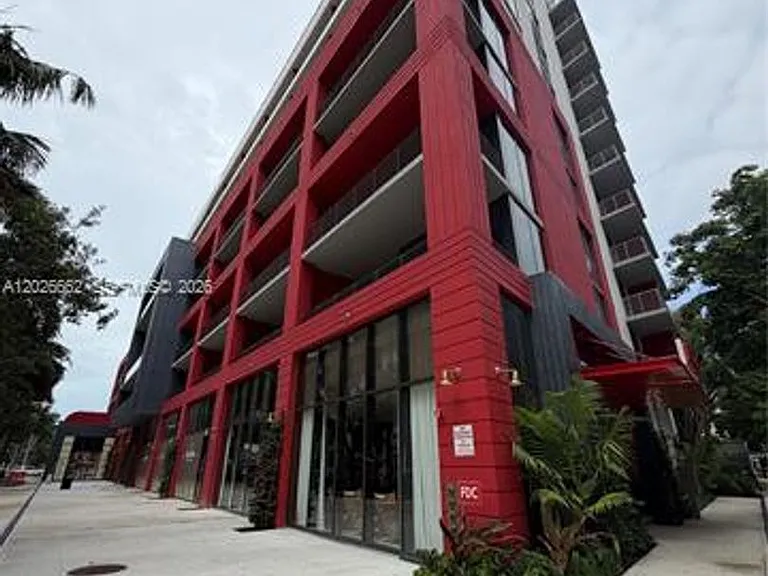 90 NE 32nd St #209 — Photo 29