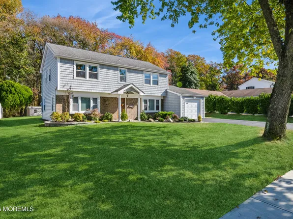 30 Courtland Lane, Aberdeen, NJ 07747