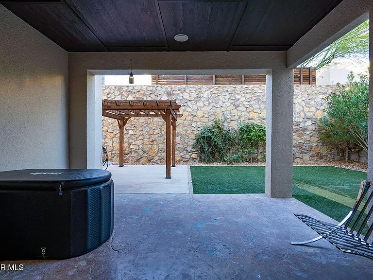 1276 Desert Night St — Photo 41