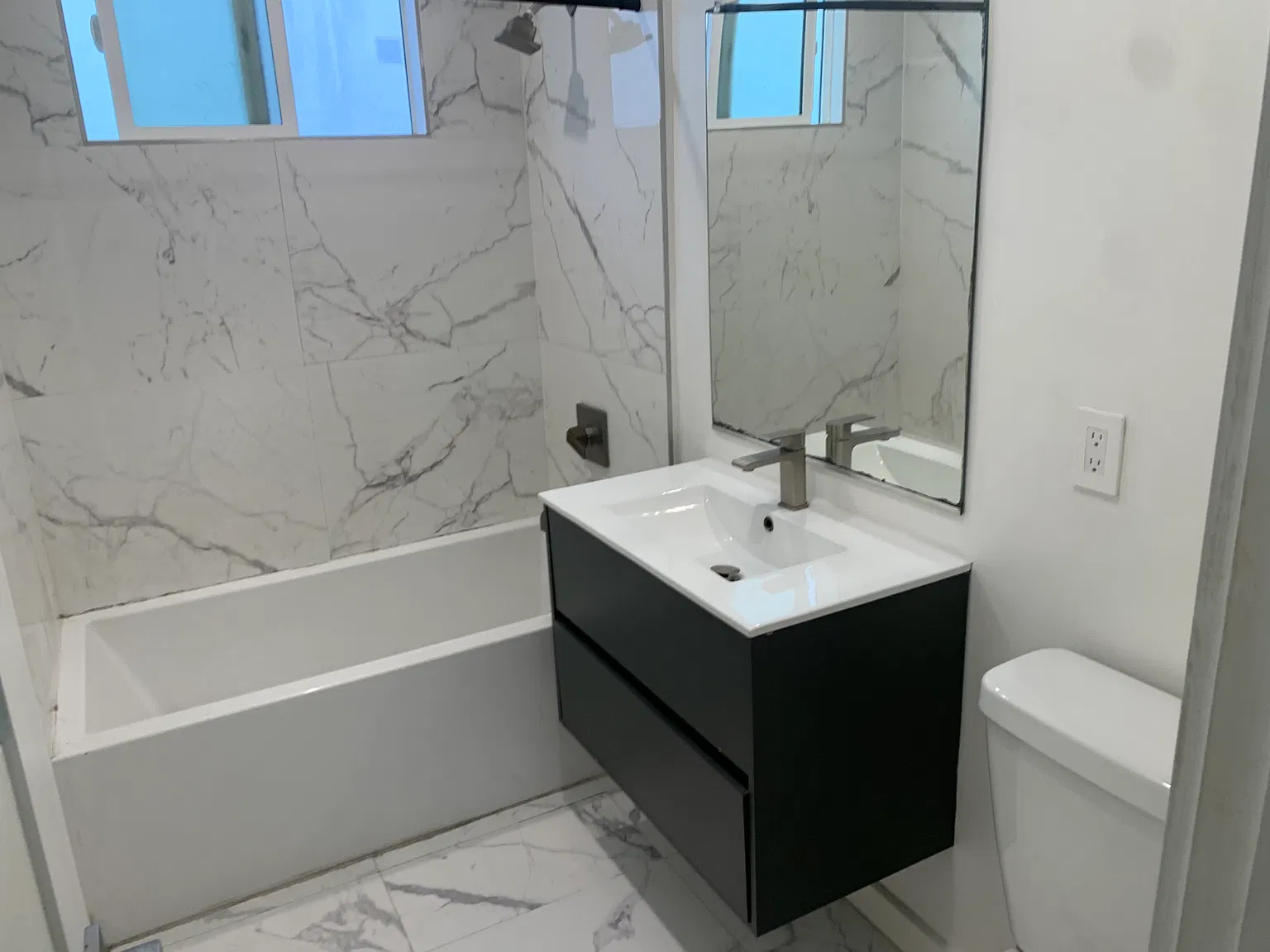 Studio, 500 sqft, $1,545 — Photo 2