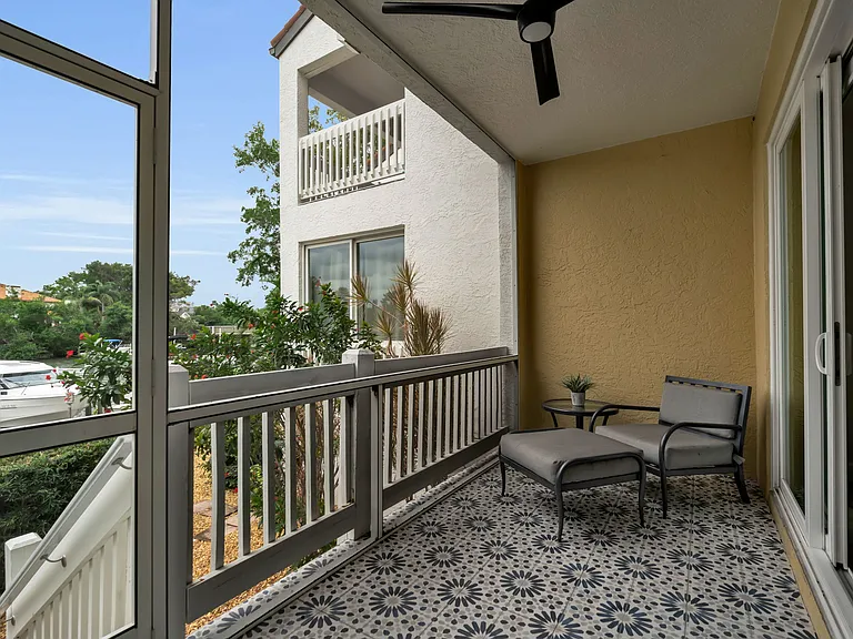 862 Hudson Ave #862 — Photo 21