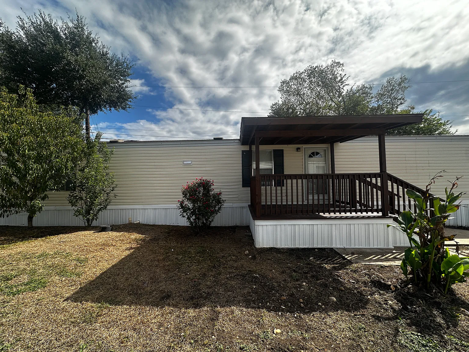 3 bed, 924 sqft, $1,510 — Photo 4