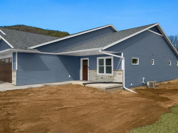 6007 River Run ROAD, La Crosse, WI 54601