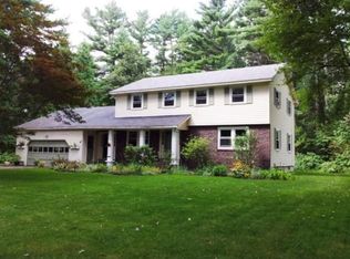 35 Maple Dr, Bedford, NH 03110