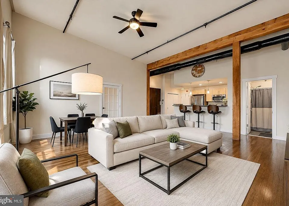 205-15 Cuthbert St #502