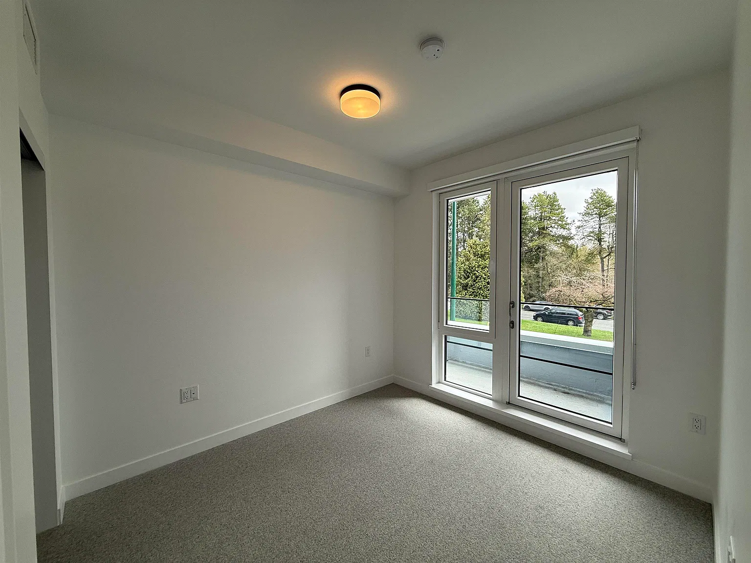 1 bed, 562 sqft, $2,350 — Photo 2