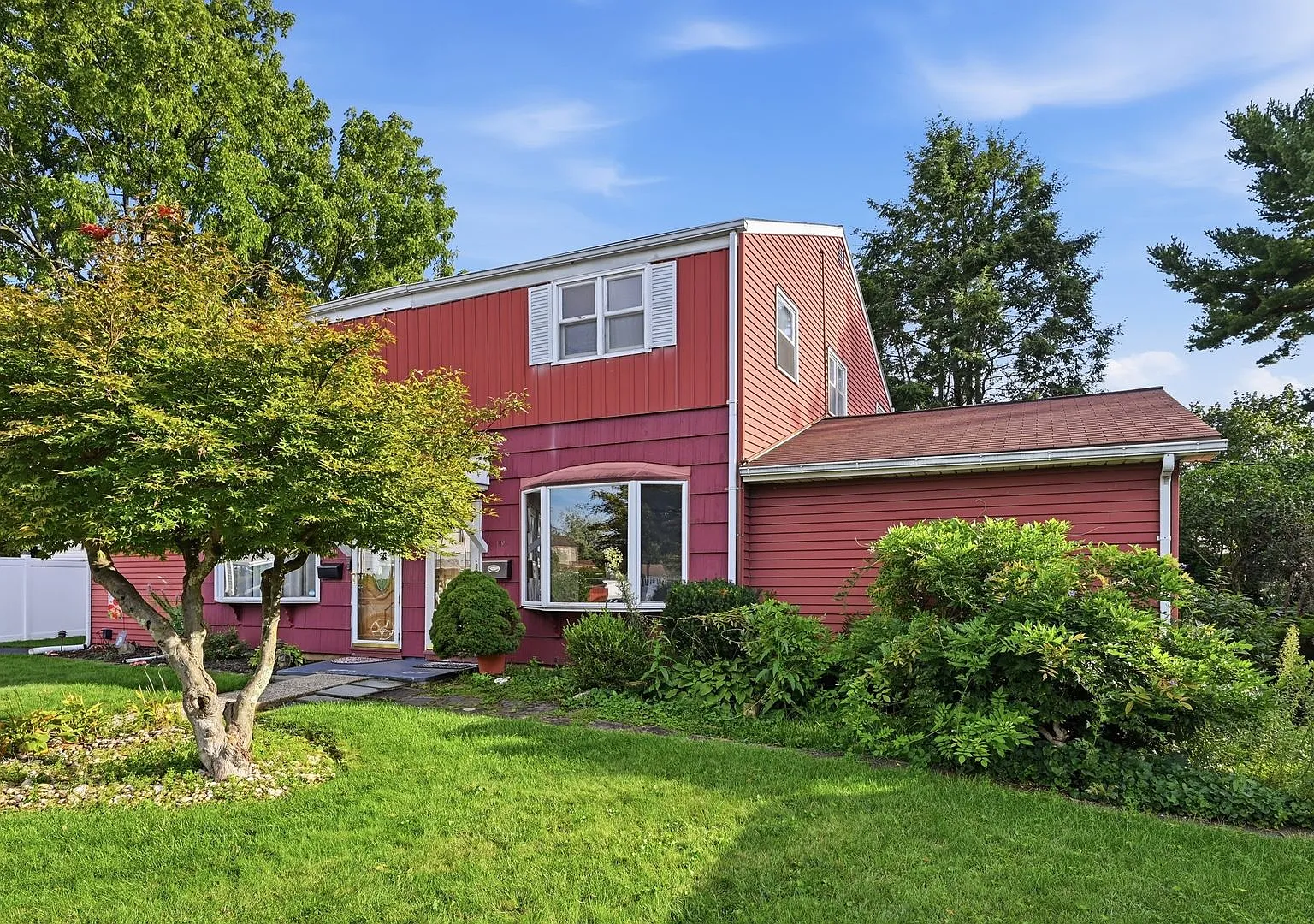 Renovated 3-Bedroom Apartment in Bethlehem | Sun Porch, Deck & In-Unit Laundry — Photo 2