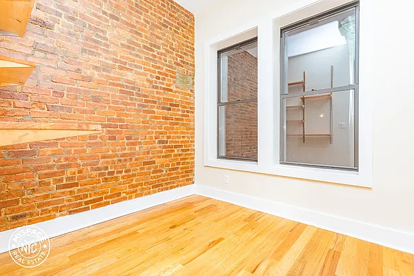 Rented by MySpaceNYC | media 36