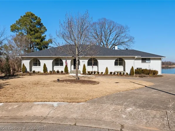 2701 S 97th Cir, Fort Smith, AR 72903