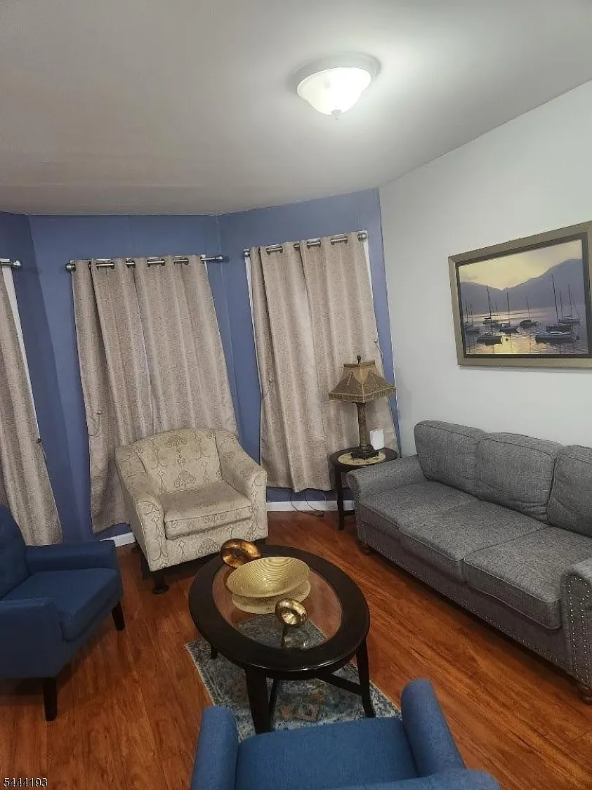 2 bed, 1.5 bath, $2,250 — Photo 1