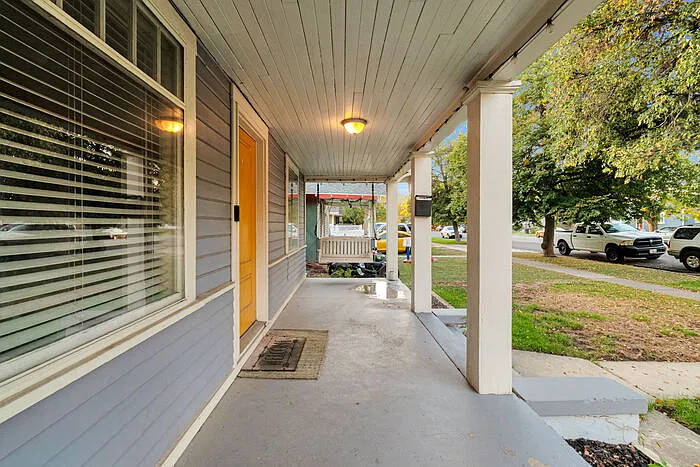 2 bed, 2.0 bath, 1530 sqft, $1,700 — Photo 4