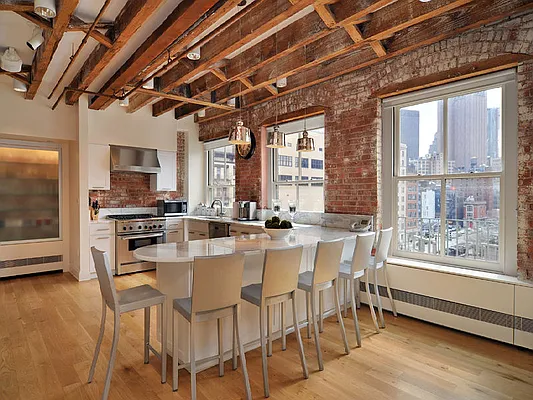 Sold by Sotheby's International Realty | media 15