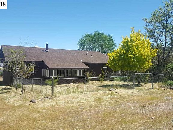3rd image of 460-065 Ponderosa Blvd