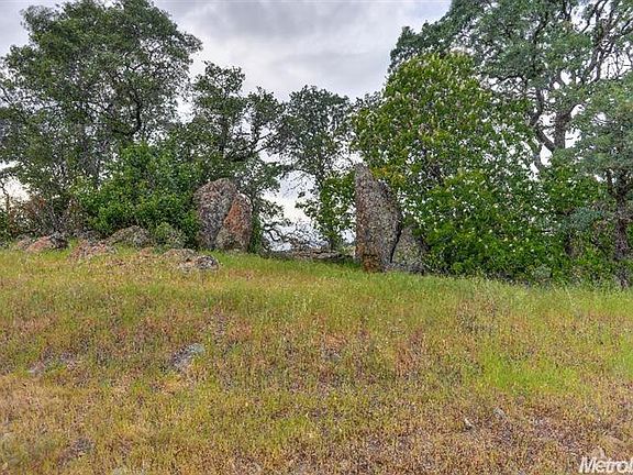 3rd image of 2841 Capetanios Dr