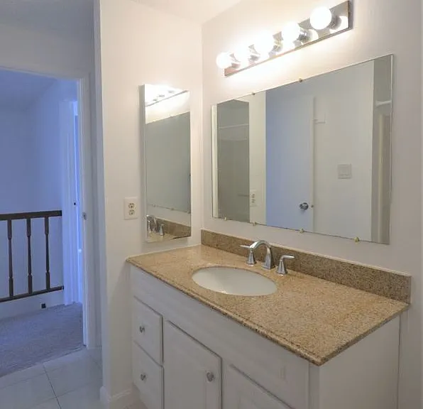 8079 Donegal Ln — Photo 24