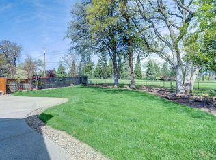 245 Black Oak Dr, Medford, OR