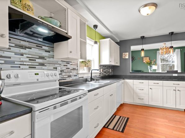 835 Herring Cove Rd, Herring Cove, NS B3R 1Z1