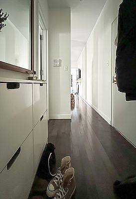3rd image of 261 W 21st St APT 16