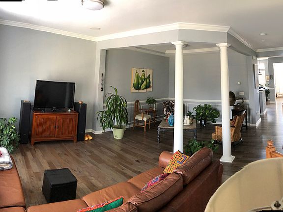 2nd image of 18234 Camdenhurst Dr