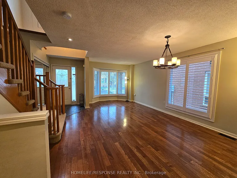 5156 Oakley Dr — Photo 3