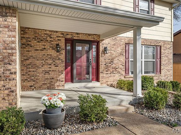 3rd image of 643 Nanceen Ct