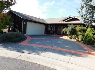 766 Park Place Loop, Hood River, OR