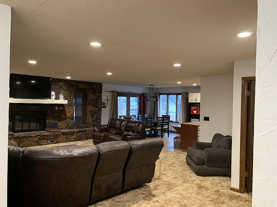 1014 Dickinson St, Kiowa, KS 67070 Zillow