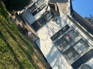 810 W South St, Opelousas, LA 70570