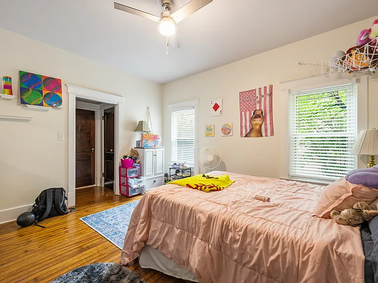 2111 Lowell Ave — Photo 26