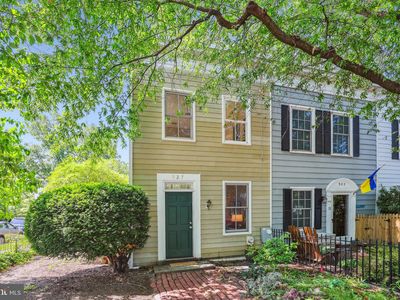 927 G St SE, Washington, DC, 20003