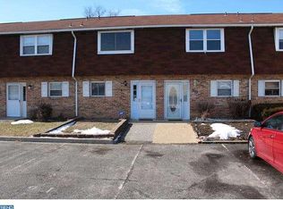 90 La Cascata, Clementon, NJ 08021