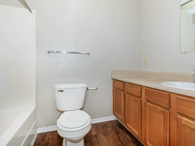 100 Chapelridge Dr — Photo 18