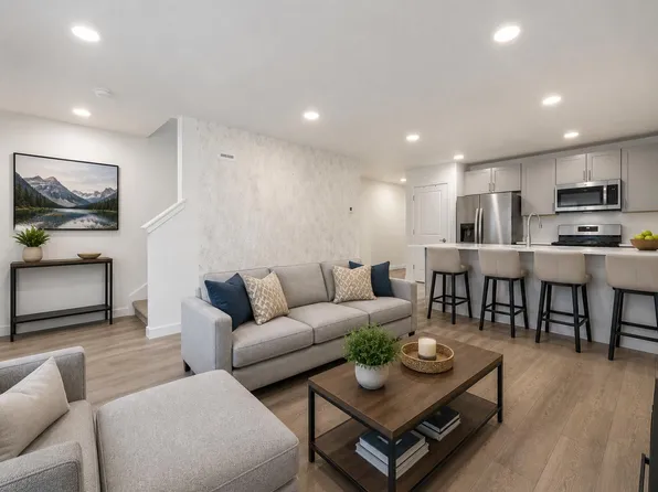 8468 W Meadow Bank Way, Magna, UT 84044