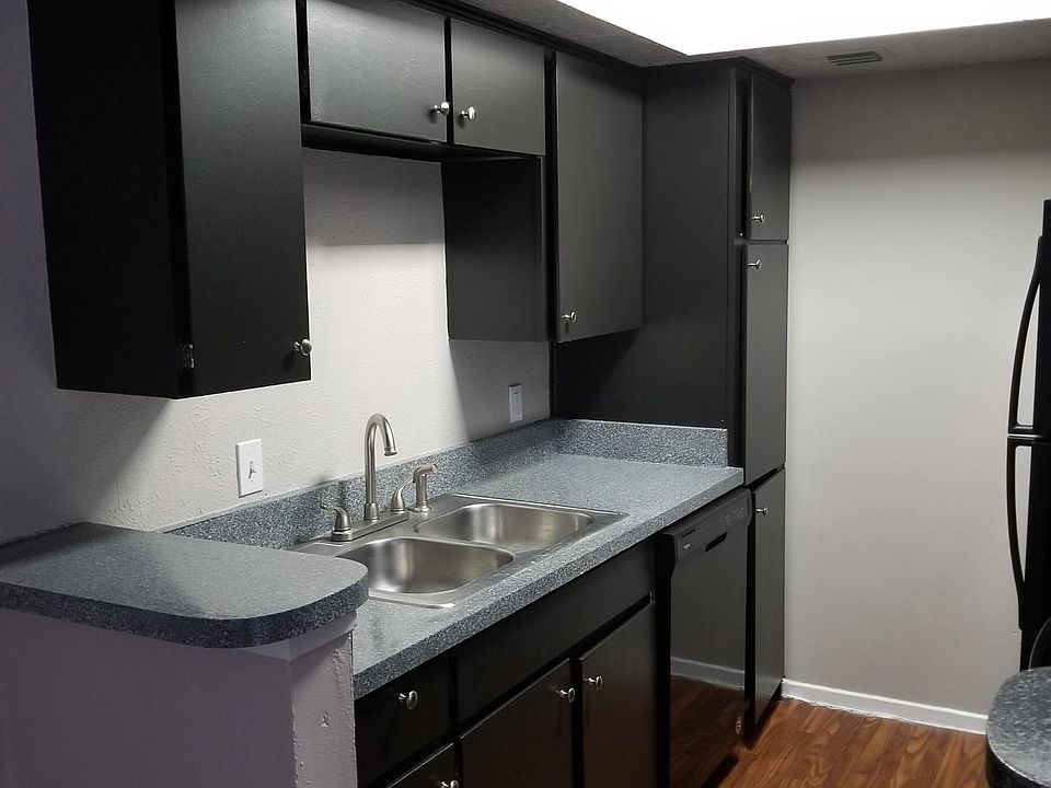 1st image of 3017 W Walnut Hill Ln APT 1716