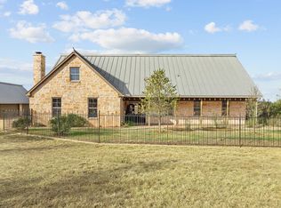 256 Royalview Dr, Fredericksburg, TX 78624
