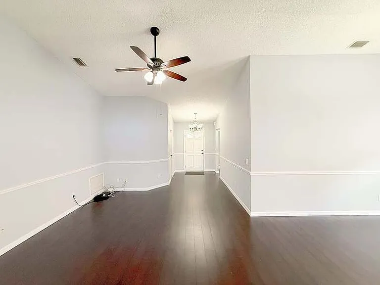 1118 Hardwood Dr — Photo 20