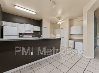 5039 Sunridge Palms Dr APT 204, Tampa, FL 33617