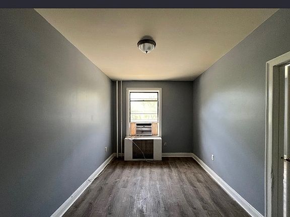 4th image of 1084 Kennedy Blvd #A1