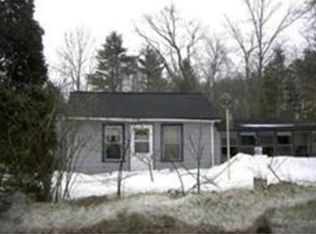 11 Santom St, Auburn, MA 01501