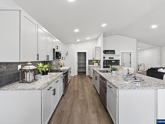 5th image of 3144 S 13th St